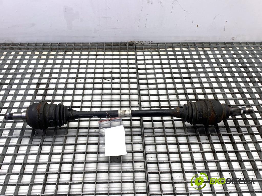 MERCEDES-BENZ KLASA GLA SUV 2017 100 kW GLA 200 CDI 4-matic (156.902) 2143 Poloos ľavy zad A2463509500