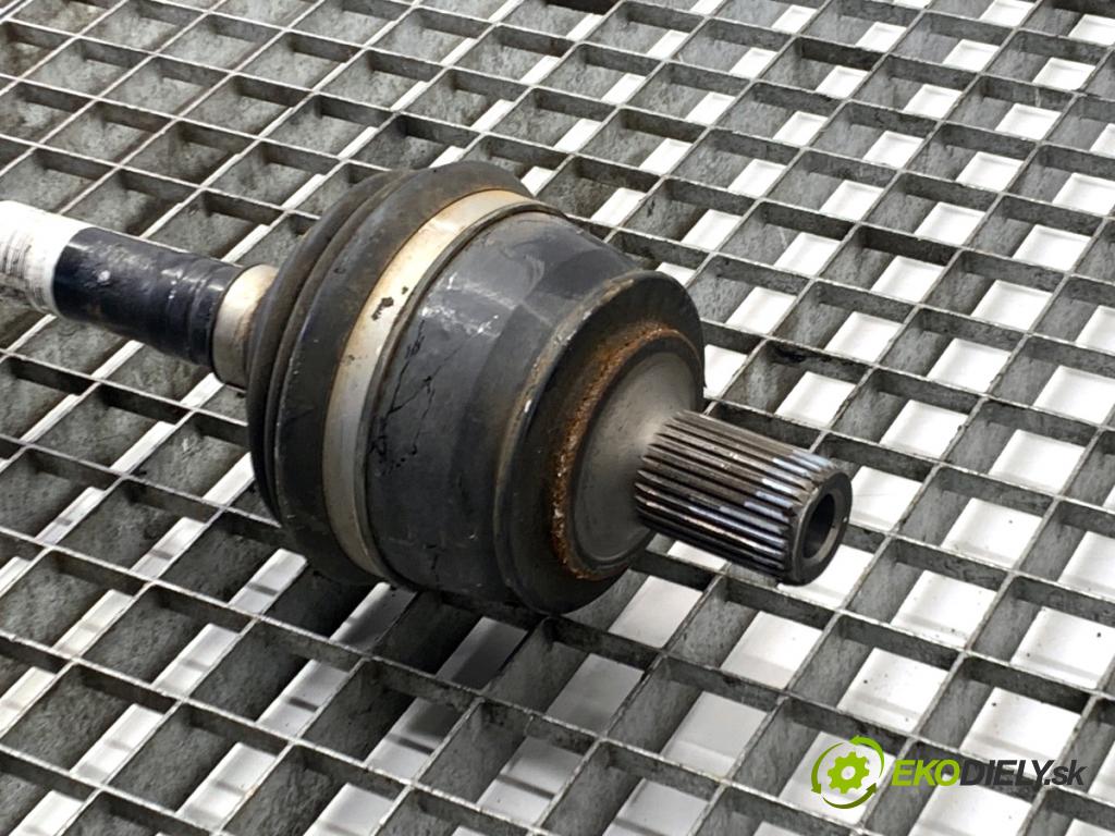 MERCEDES-BENZ KLASA GLA SUV 2017 100 kW GLA 200 CDI 4-matic (156.902) 2143 Poloos pravy predný 2463301701