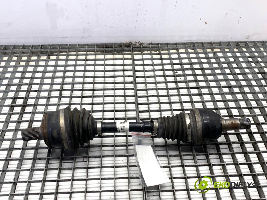 MERCEDES-BENZ KLASA GLA SUV 2017 100 kW GLA 200 CDI 4-matic (156.902) 2143 Poloos ľavy predný 2463301601