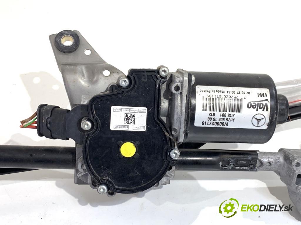 MERCEDES-BENZ KLASA GLA SUV 2017 100 kW GLA 200 CDI 4-matic (156.902) 2143 Mechanizmus stieračov predný A1769061800 (Motorček stieračov predný)