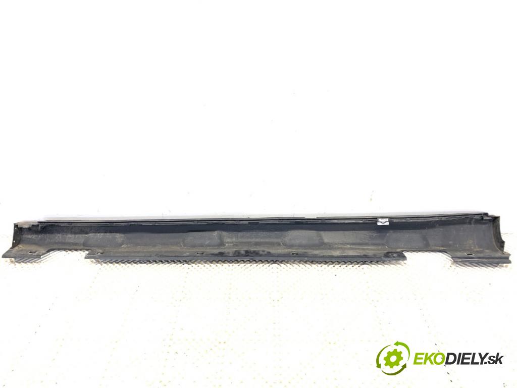 MERCEDES-BENZ KLASA GLA SUV 2017 100 kW GLA 200 CDI 4-matic (156.902) 2143 Lišta prahová pravy A1566980414