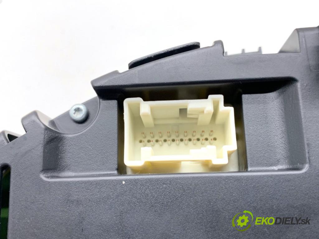 MERCEDES-BENZ KLASA GLA SUV 2017 100 kW GLA 200 CDI 4-matic (156.902) 2143 prístrojovka A1569009503 (Přístrojová deska)