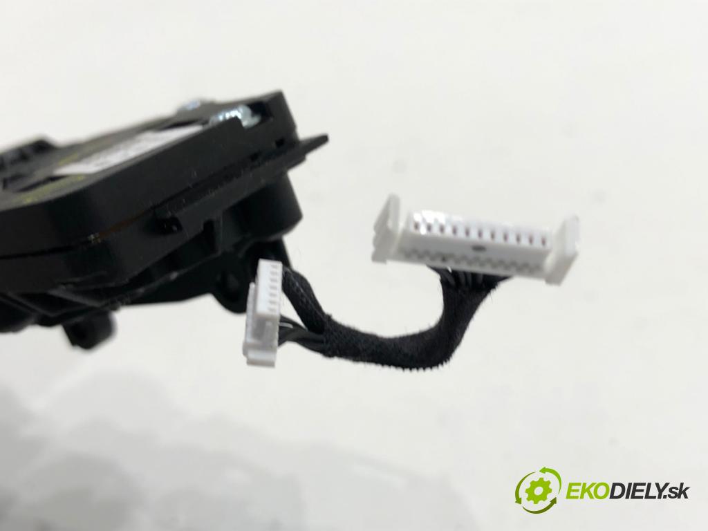 MERCEDES-BENZ KLASA GLA SUV 2017 100 kW GLA 200 CDI 4-matic (156.902) 2143 Kulisa 408285 (Rýchlostná páka (kulisa))