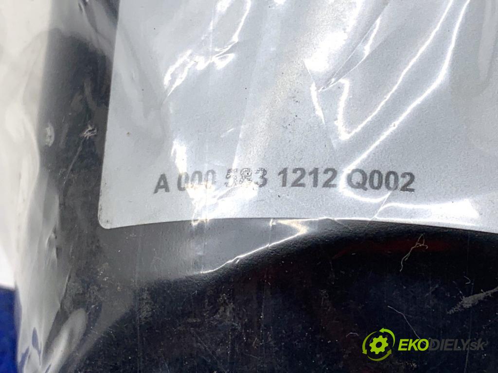 MERCEDES-BENZ KLASA GLA SUV 2017 100 kW GLA 200 CDI 4-matic (156.902) 2143 Kompresor do KOLA: A0005831502