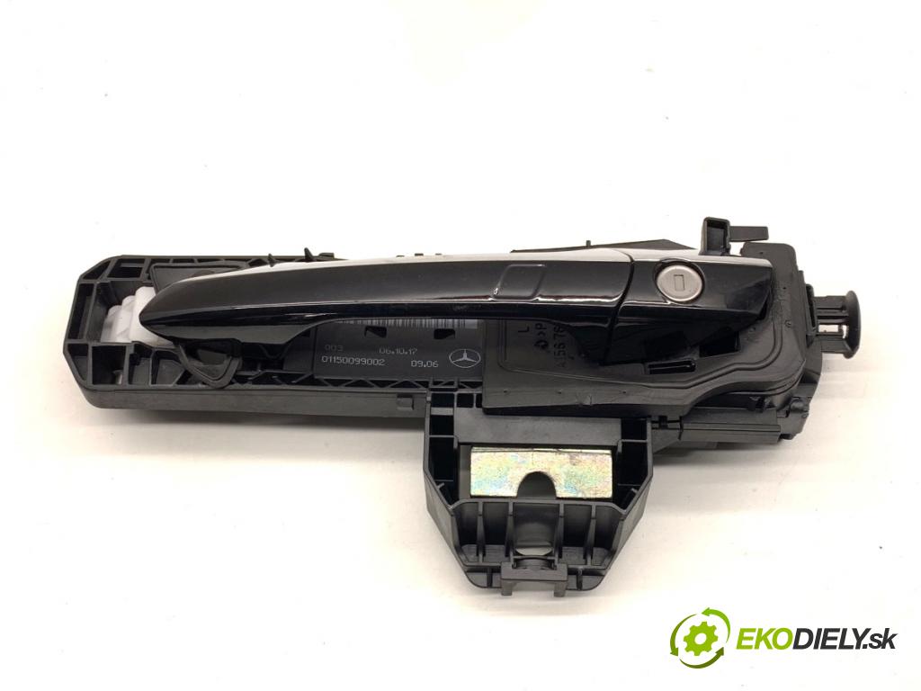 MERCEDES-BENZ KLASA GLA SUV 2017 100 kW GLA 200 CDI 4-matic (156.902) 2143 klika vnejší levý přední část A2047602934