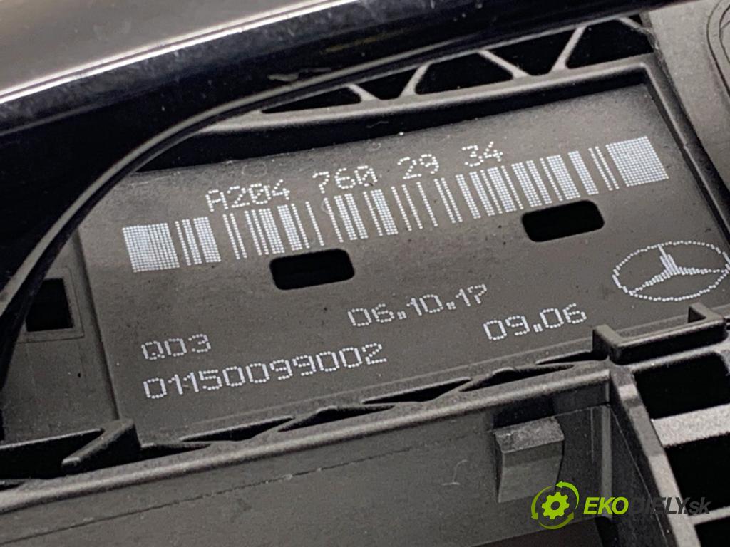 MERCEDES-BENZ KLASA GLA SUV 2017 100 kW GLA 200 CDI 4-matic (156.902) 2143 klika vnejší levý přední část A2047602934