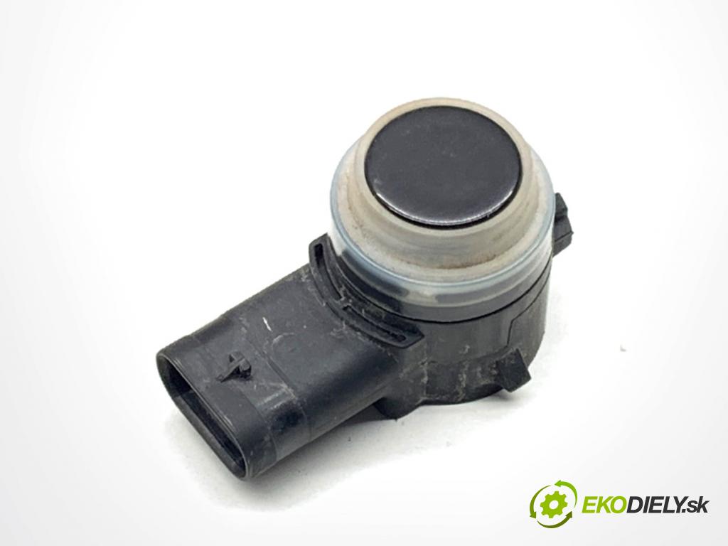 MERCEDES-BENZ KLASA GLA SUV 2017 100 kW GLA 200 CDI 4-matic (156.902) 2143 Snímač PDC A0009055504