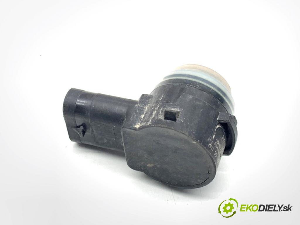 MERCEDES-BENZ KLASA GLA SUV 2017 100 kW GLA 200 CDI 4-matic (156.902) 2143 Snímač PDC A0009055504