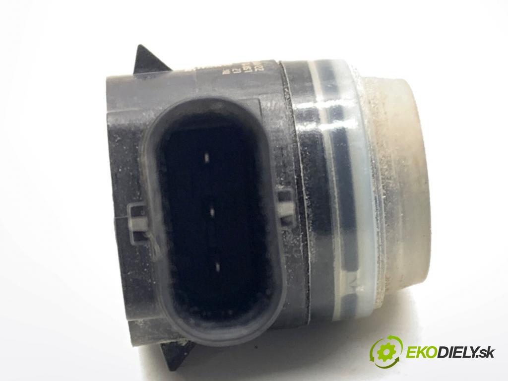 MERCEDES-BENZ KLASA GLA SUV 2017 100 kW GLA 200 CDI 4-matic (156.902) 2143 Snímač PDC A0009055504