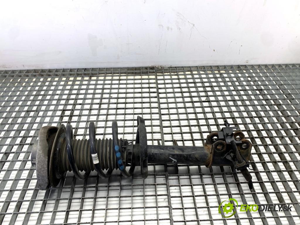 MERCEDES-BENZ KLASA GLA SUV 2017 100 kW GLA 200 CDI 4-matic (156.902) 2143 Tlmič pravy predný ZE A1563208213