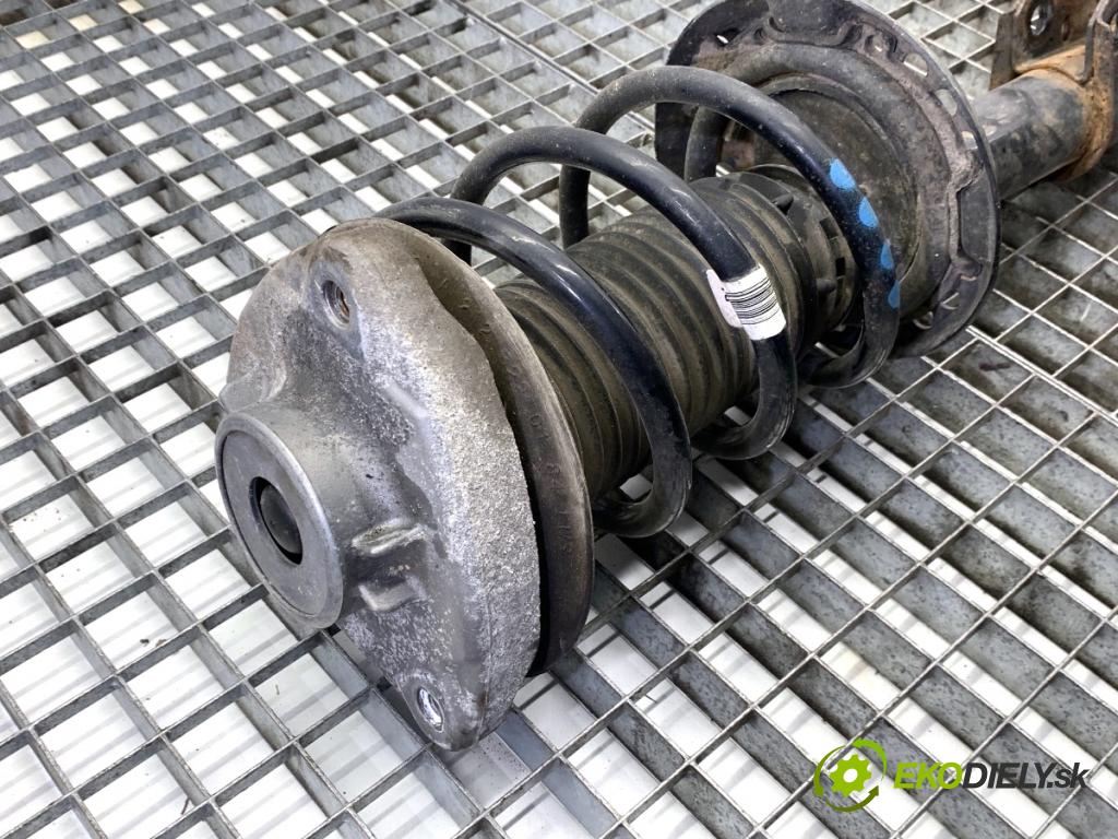 MERCEDES-BENZ KLASA GLA SUV 2017 100 kW GLA 200 CDI 4-matic (156.902) 2143 Tlmič pravy predný ZE A1563208213