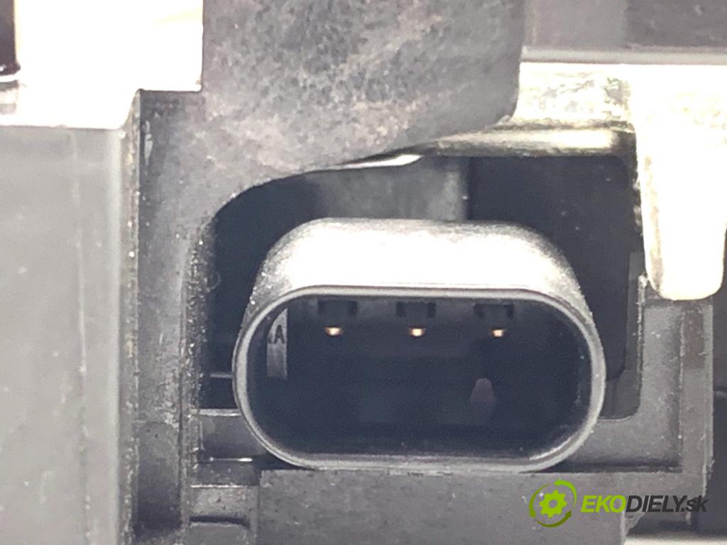 MERCEDES-BENZ KLASA GLA SUV 2017 100 kW GLA 200 CDI 4-matic (156.902) 2143 svorka plus 2469068601