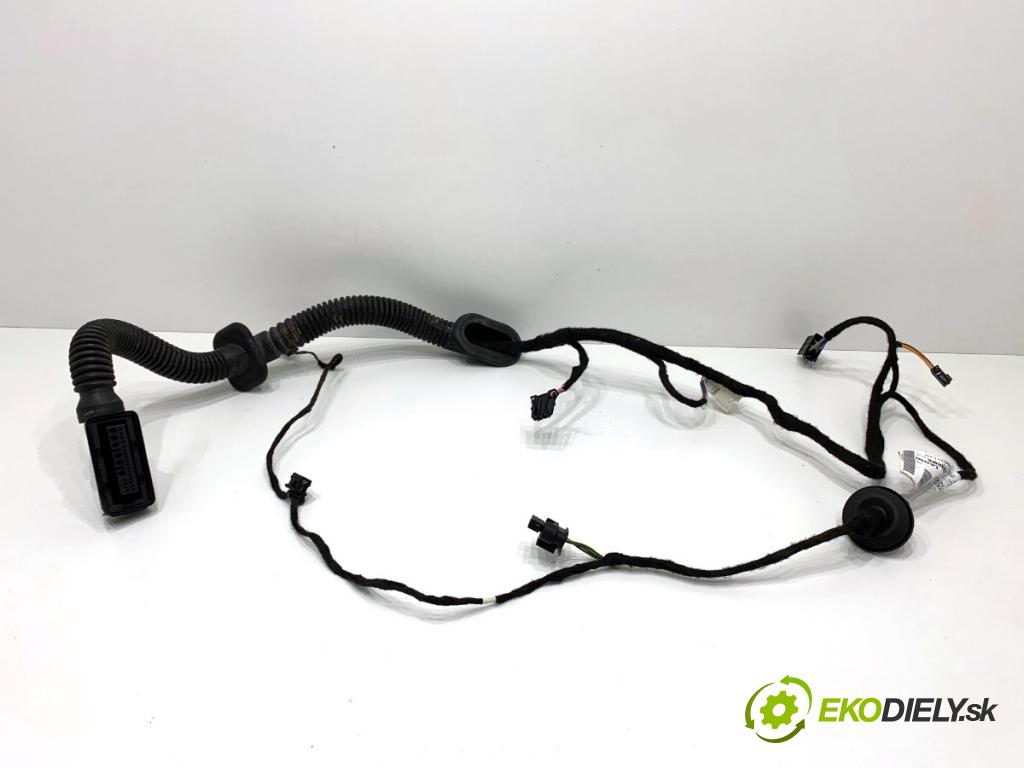 MERCEDES-BENZ KLASA GLA SUV 2017 100 kW GLA 200 CDI 4-matic (156.902) 2143 Káblovačka Dvere zad ľavy A2465402400