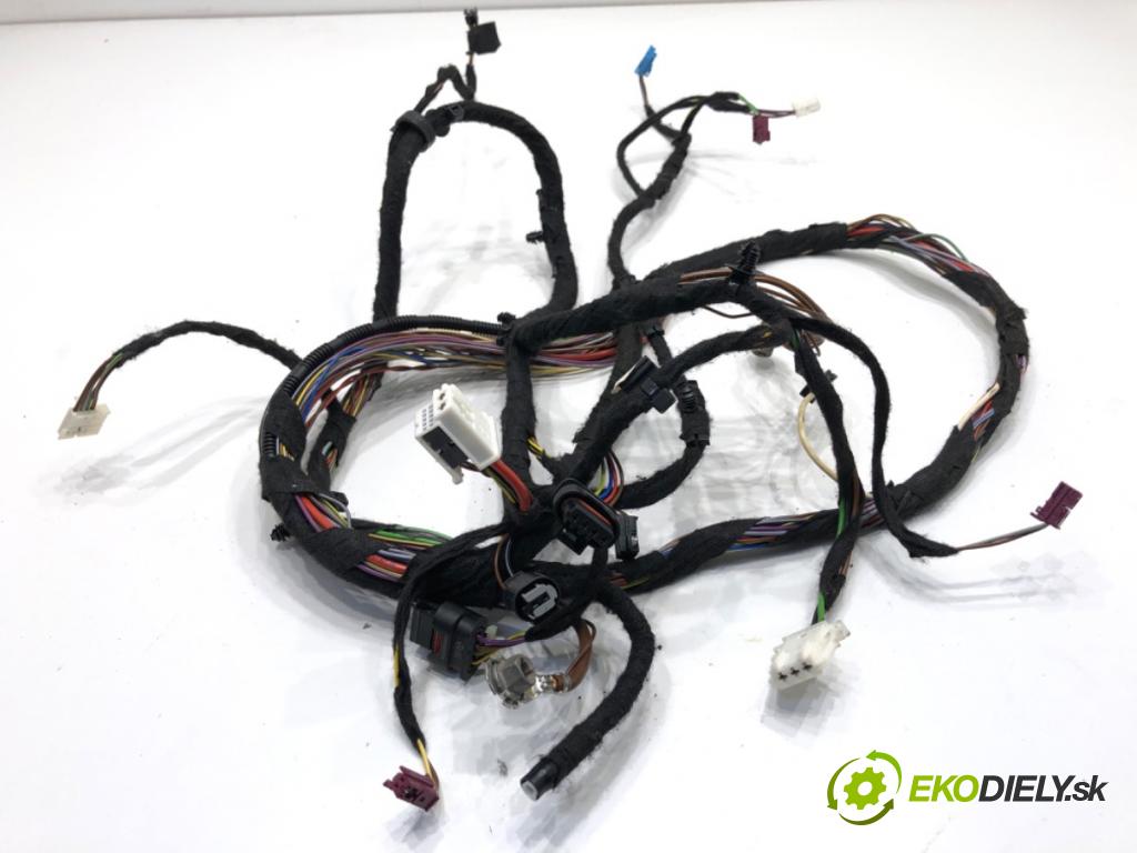 MERCEDES-BENZ KLASA GLA SUV 2017 100 kW GLA 200 CDI 4-matic (156.902) 2143 káblovačka dveří kufra zadní část levá strana 