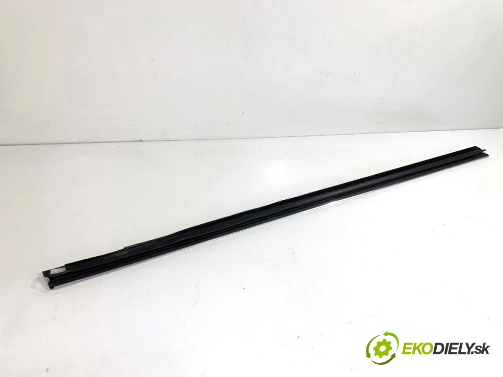 MERCEDES-BENZ KLASA GLA SUV 2017 100 kW GLA 200 CDI 4-matic (156.902) 2143 Lišta Sbírání: predný ľavy A1567250182