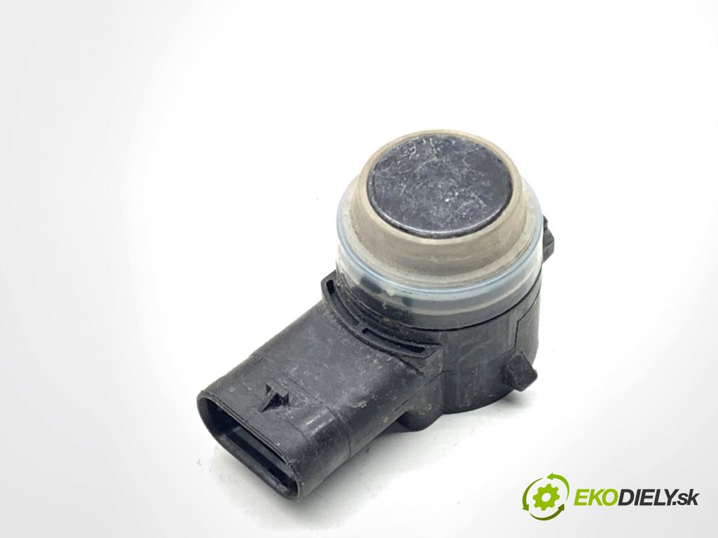 MERCEDES-BENZ KLASA GLA SUV 2017 100 kW GLA 200 CDI 4-matic (156.902) 2143 Snímač PDC A0009055504