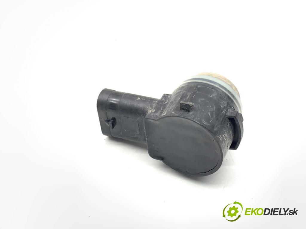 MERCEDES-BENZ KLASA GLA SUV 2017 100 kW GLA 200 CDI 4-matic (156.902) 2143 Snímač PDC A0009055504