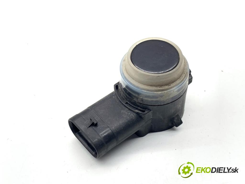 MERCEDES-BENZ KLASA GLA SUV 2017 100 kW GLA 200 CDI 4-matic (156.902) 2143 Snímač PDC A0009055504