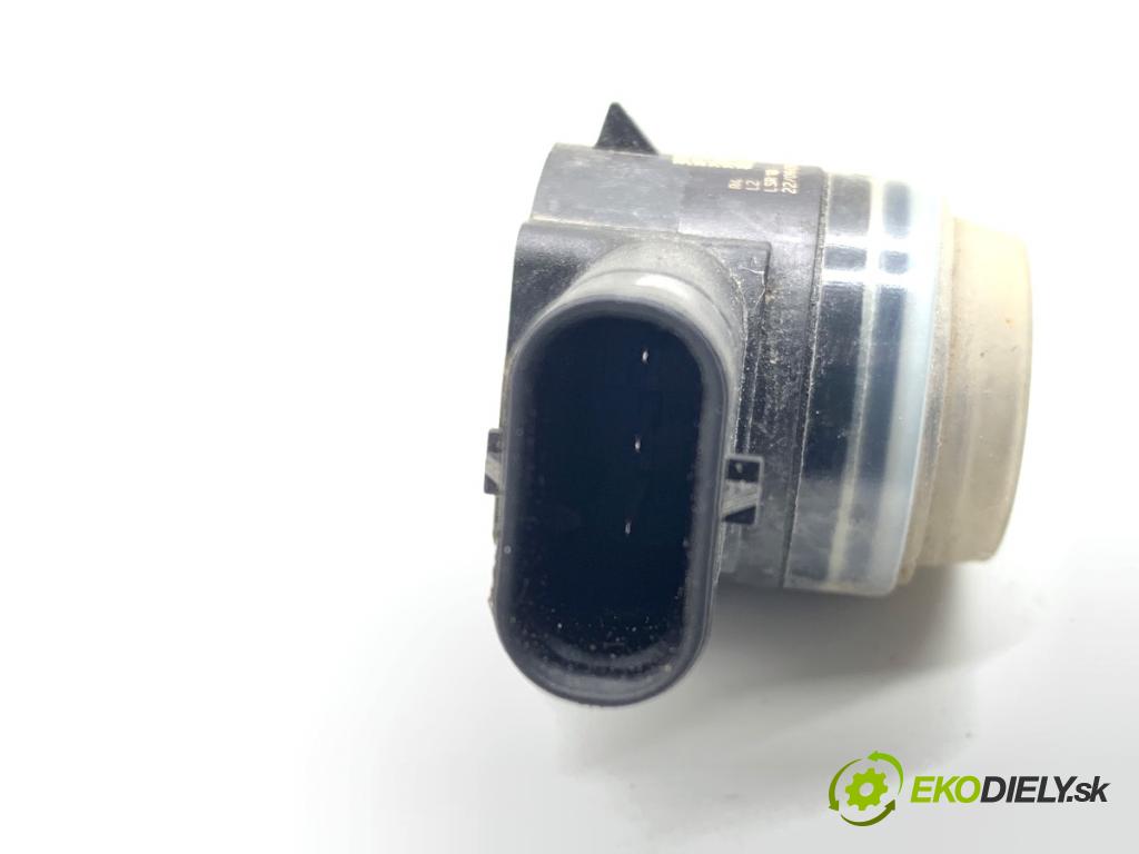 MERCEDES-BENZ KLASA GLA SUV 2017 100 kW GLA 200 CDI 4-matic (156.902) 2143 Snímač PDC A0009055504