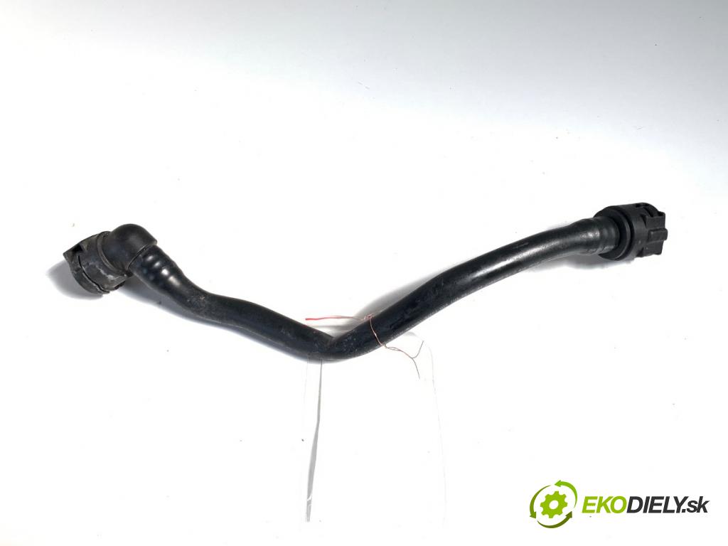 MERCEDES-BENZ KLASA GLA SUV 2017 100 kW GLA 200 CDI 4-matic (156.902) 2143 Rúra vody 