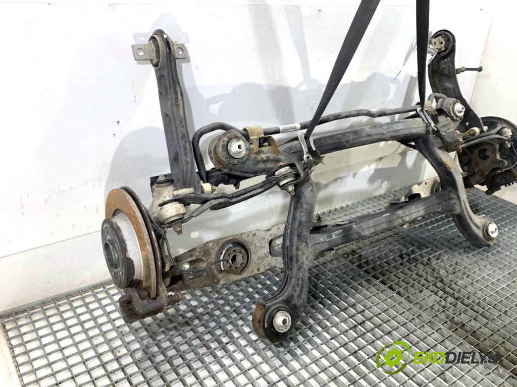 MERCEDES-BENZ KLASA GLA SUV 2017 100 kW GLA 200 CDI 4-matic (156.902) 2143 Výstuha zad