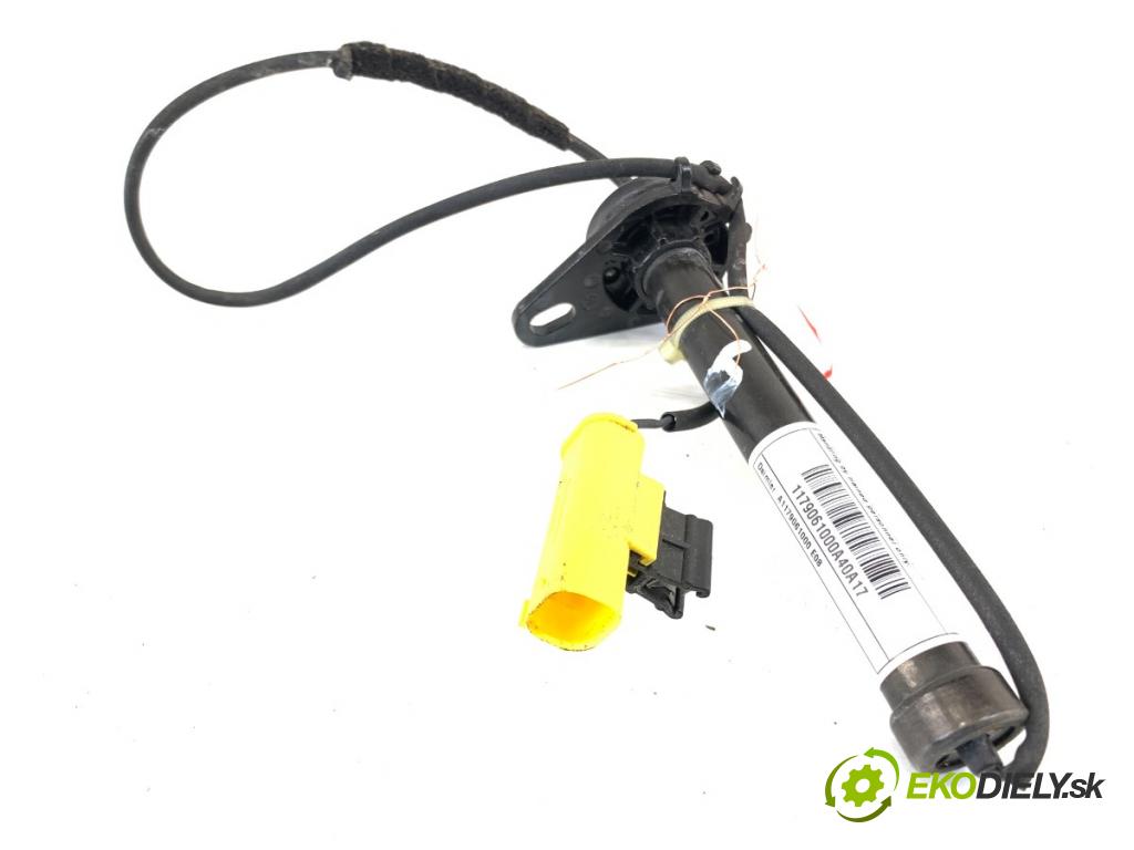 MERCEDES-BENZ KLASA GLA SUV 2017 100 kW GLA 200 CDI 4-matic (156.902) 2143 KAZETA: PIROTECHNICKÉ: kapoty pravy A1179061000