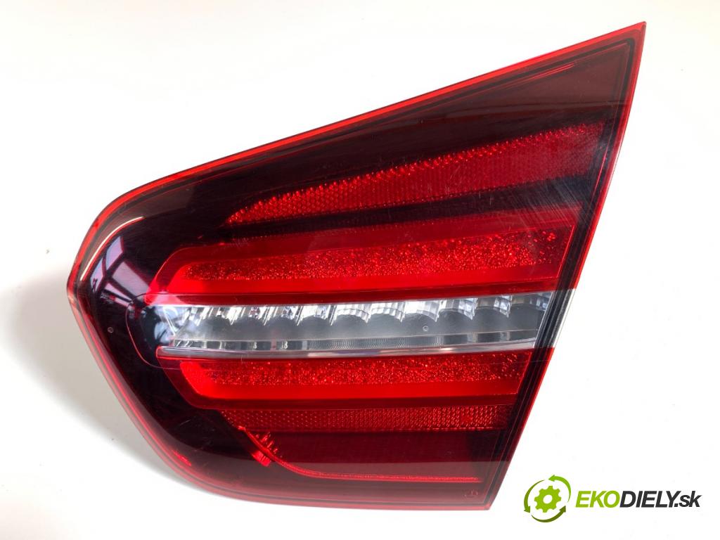 MERCEDES-BENZ KLASA GLA SUV 2017 100 kW GLA 200 CDI 4-matic (156.902) 2143 Svetlo zad pravá vnútorná A1569068800 (Kľučka dverí ostatné)