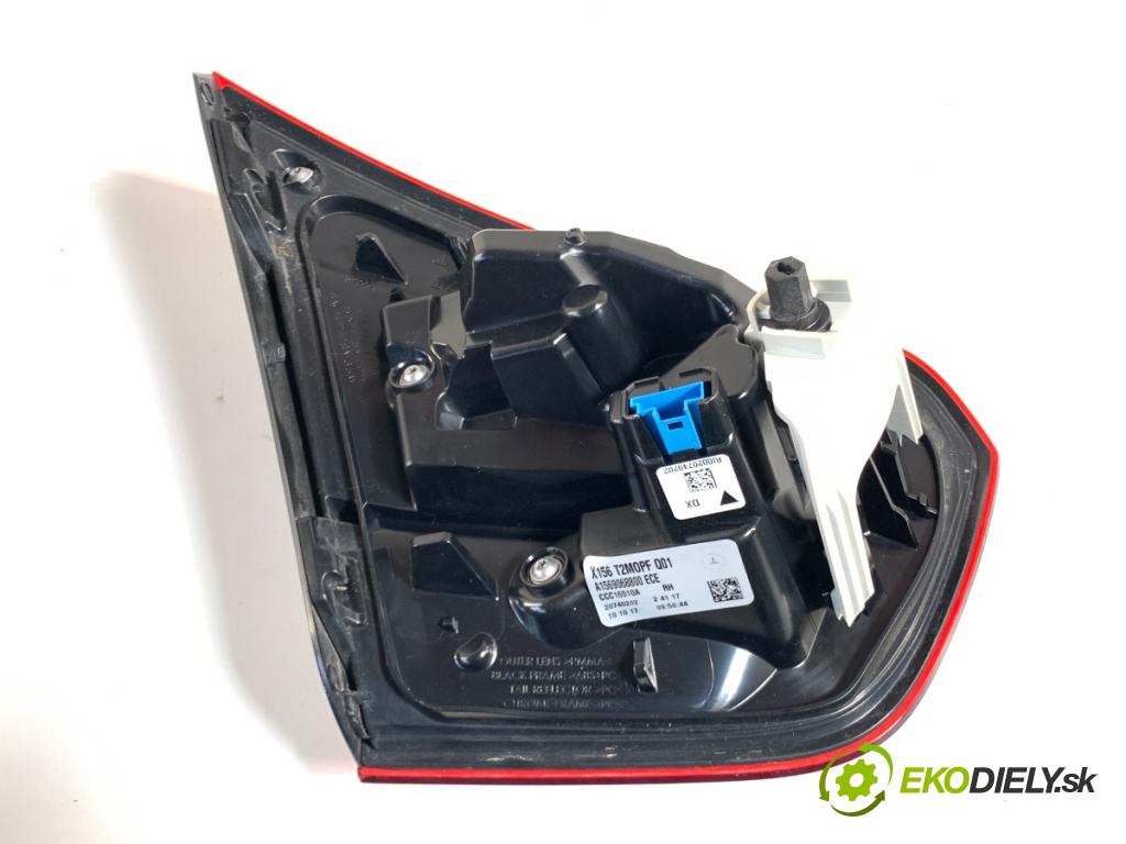 MERCEDES-BENZ KLASA GLA SUV 2017 100 kW GLA 200 CDI 4-matic (156.902) 2143 Svetlo zad pravá vnútorná A1569068800 (Kľučka dverí ostatné)