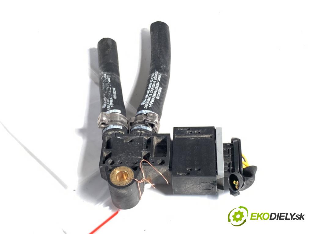 MERCEDES-BENZ KLASA GLA SUV 2017 100 kW GLA 200 CDI 4-matic (156.902) 2143 Snímač tlaku spalín DPF A6429050200