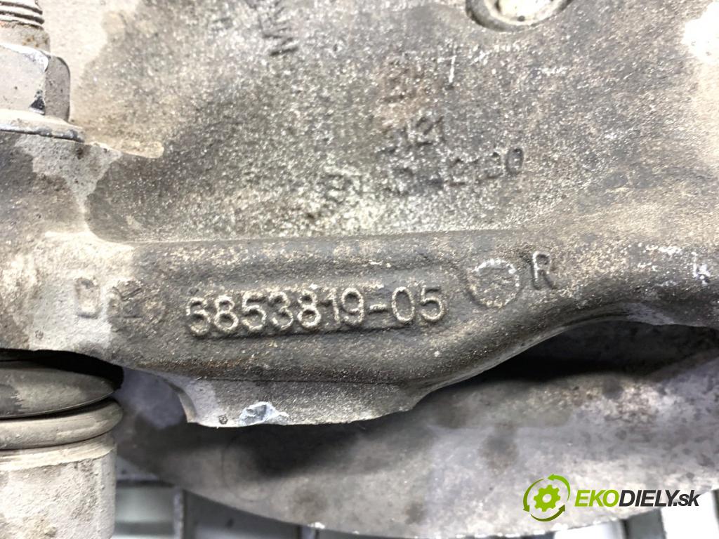 BMW F30 sedan 2016 140 kW 320 d xDrive 1995 náboj ľavy predný