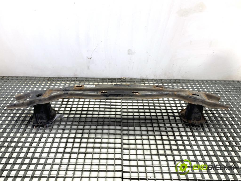 BMW F30 sedan 2016 140 kW 320 d xDrive 1995 Výstuha nárazníka zad 7256927 (Výstuha zadná)