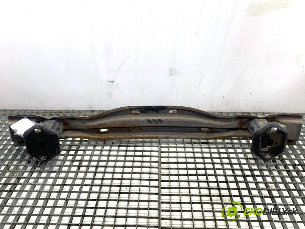 BMW F30 sedan 2016 140 kW 320 d xDrive 1995 výztuha nárazníka zadní část 7256927 (Zadní výztuha)