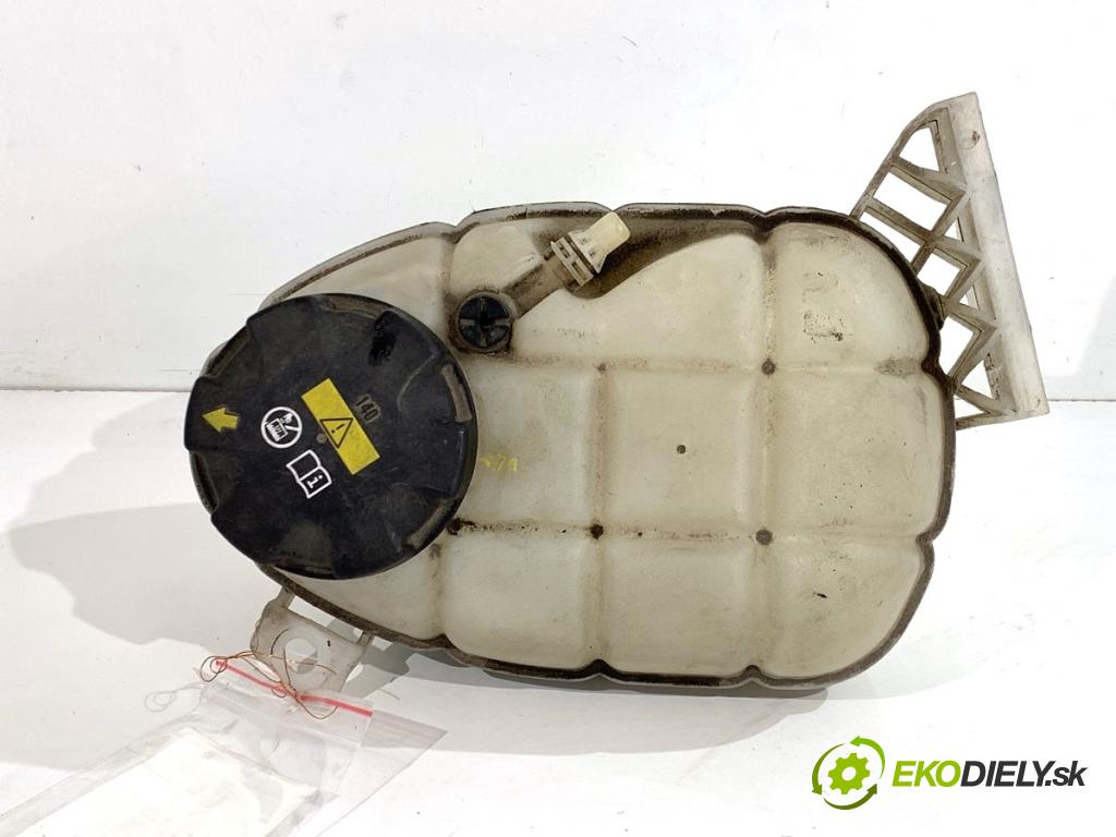 BMW F30 sedan 2016 140 kW 320 d xDrive 1995 Nádržka vyrovnávacia (kvapaliny) chladiaceho 7642160