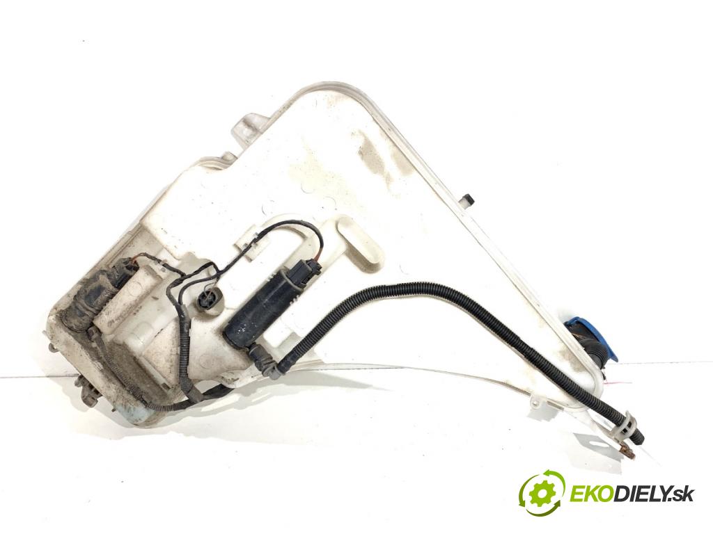 BMW F30 sedan 2016 140 kW 320 d xDrive 1995 Nádržka ostrekovačov 7241679