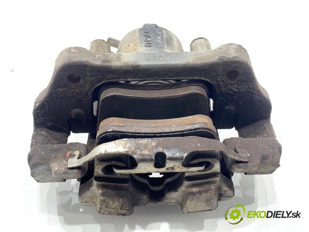 BMW F30 sedan 2016 140 kW 320 d xDrive 1995 Brzdič strmeň pravy predný