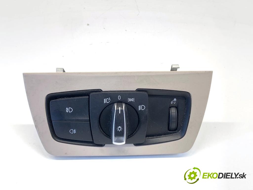 BMW F30 sedan 2016 140 kW 320 d xDrive 1995 Spínač svetiel 9393947