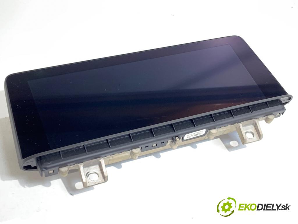 BMW F30 sedan 2016 140 kW 320 d xDrive 1995 Dislpej 6822626 (Prístrojová doska)