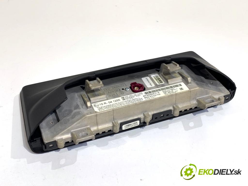 BMW F30 sedan 2016 140 kW 320 d xDrive 1995 Dislpej 6822626 (Prístrojová doska)