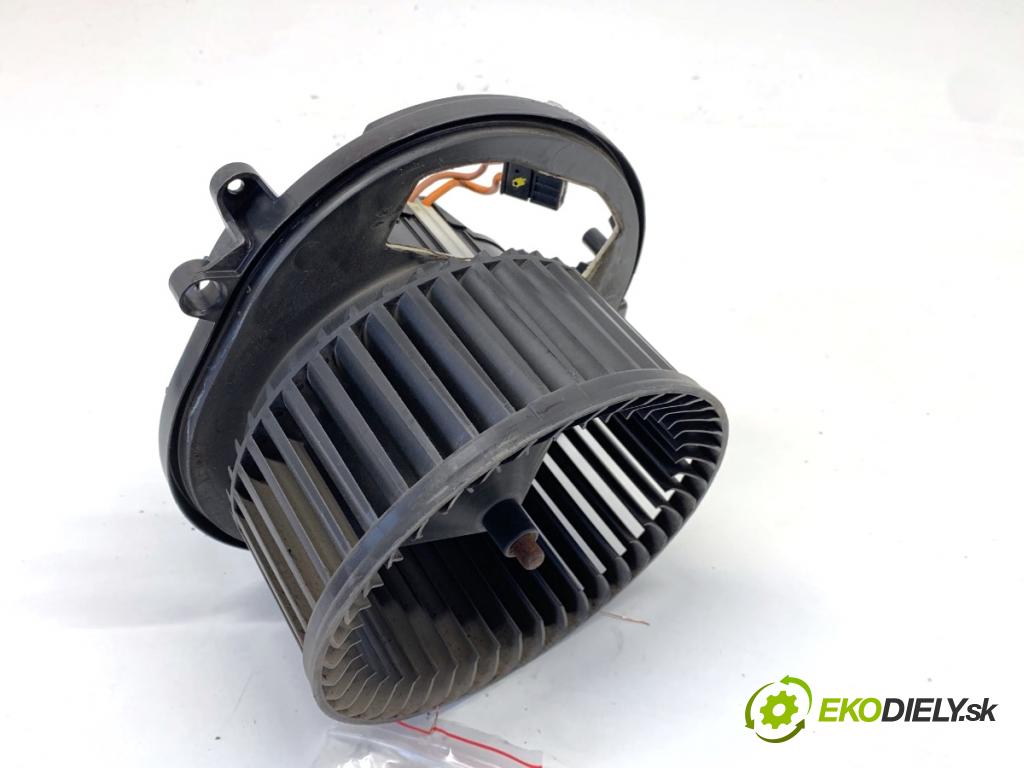 BMW F30 sedan 2016 140 kW 320 d xDrive 1995 ventilátor kúrenia T958225