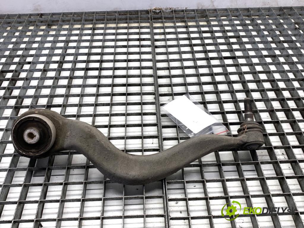 BMW F30 sedan 2016 140 kW 320 d xDrive 1995 Rameno ľavy predný 