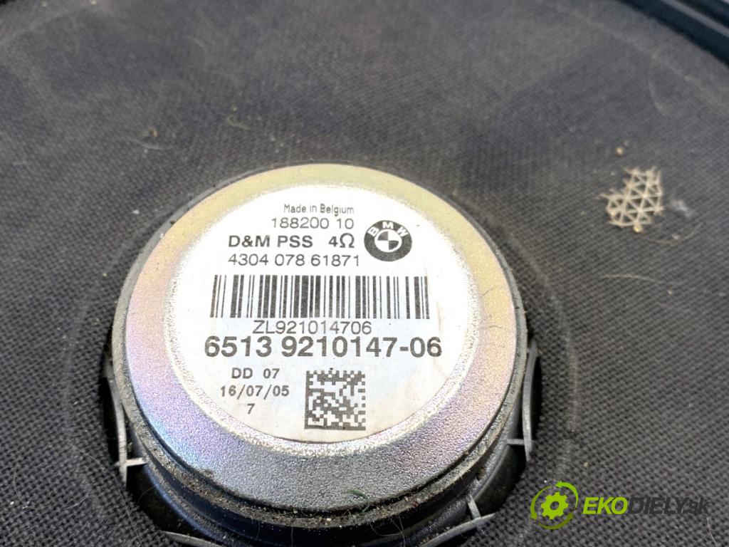 BMW F30 sedan 2016 140 kW 320 d xDrive 1995 subwoofer 9210147 (Audio zariadenie)