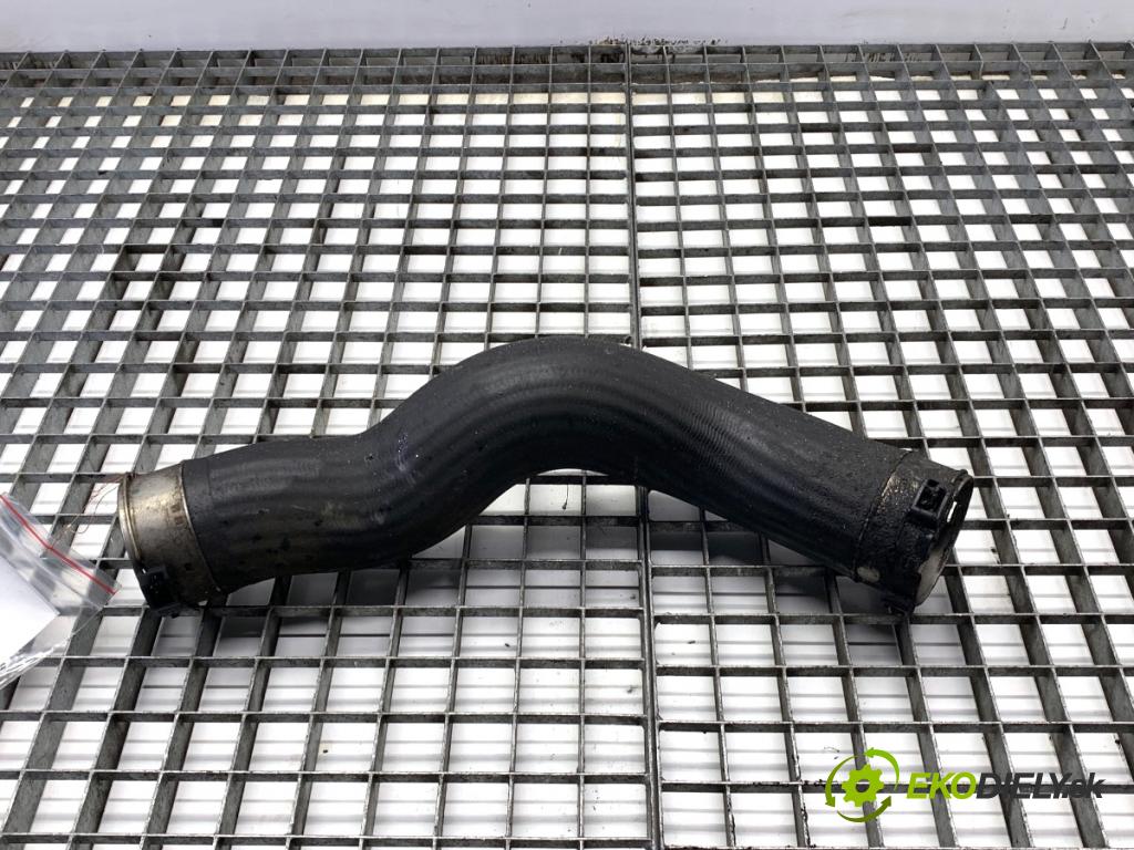 BMW F30 sedan 2016 140 kW 320 d xDrive 1995 Rúra turba 8513851