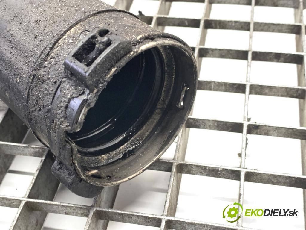 BMW F30 sedan 2016 140 kW 320 d xDrive 1995 Rúra turba 8513851