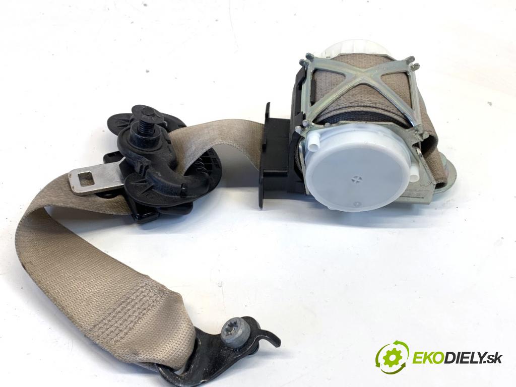 BMW F30 sedan 2016 140 kW 320 d xDrive 1995 držák bezpečnost levý přední část 34078320D