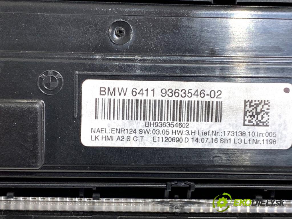 BMW F30 sedan 2016 140 kW 320 d xDrive 1995 Panel ovládaní radia 6814187 (Páčky pod volantem)
