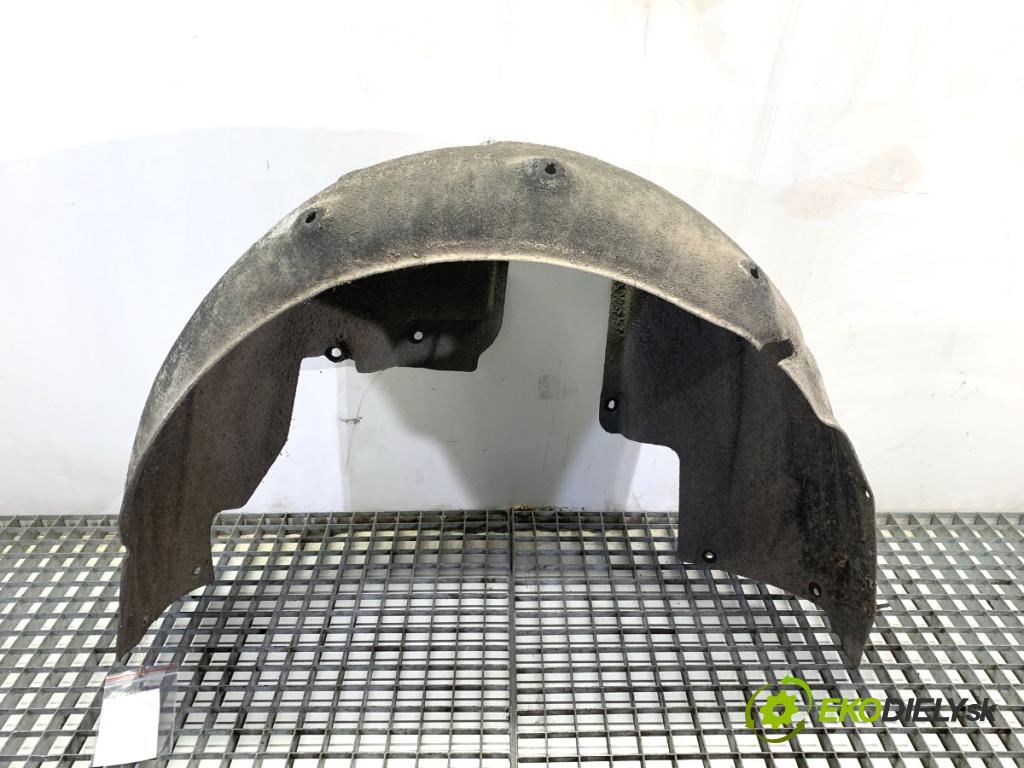 BMW F30 sedan 2016 140 kW 320 d xDrive 1995 podblatník levý zadní část 7260293