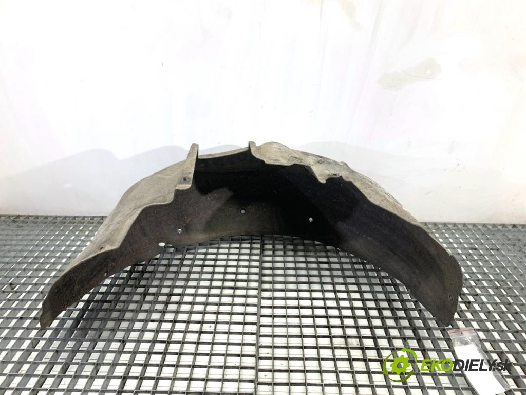 BMW F30 sedan 2016 140 kW 320 d xDrive 1995 podblatník levý zadní část 7260293