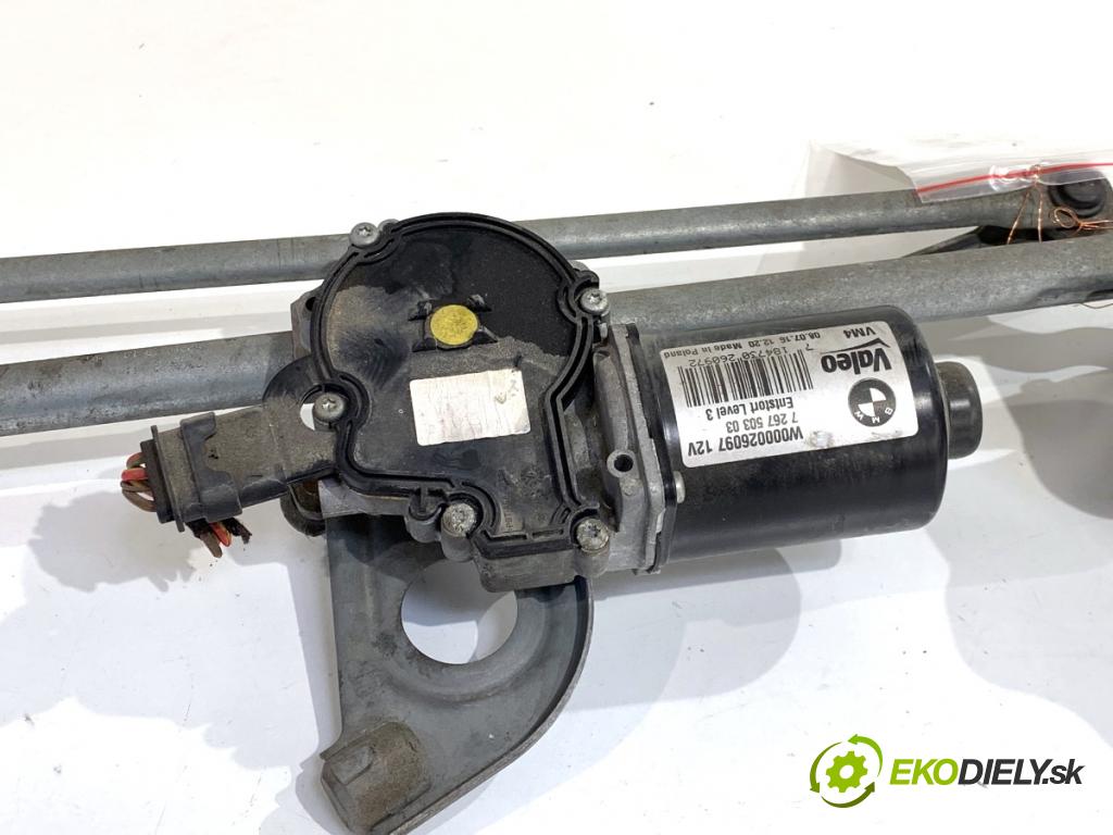 BMW F30 sedan 2016 140 kW 320 d xDrive 1995 mechanismus stěračů přední část 7267503 (Motorek stěračů přední)