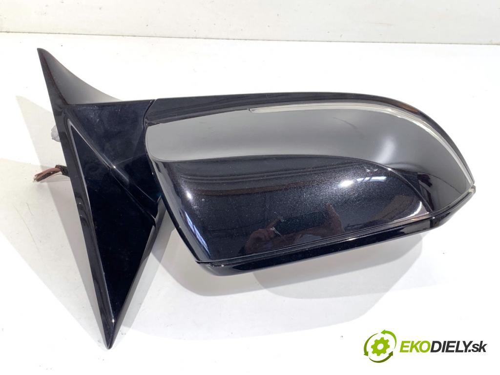 BMW F30 sedan 2016 140 kW 320 d xDrive 1995 Spätné zrkadlo pravy 475
