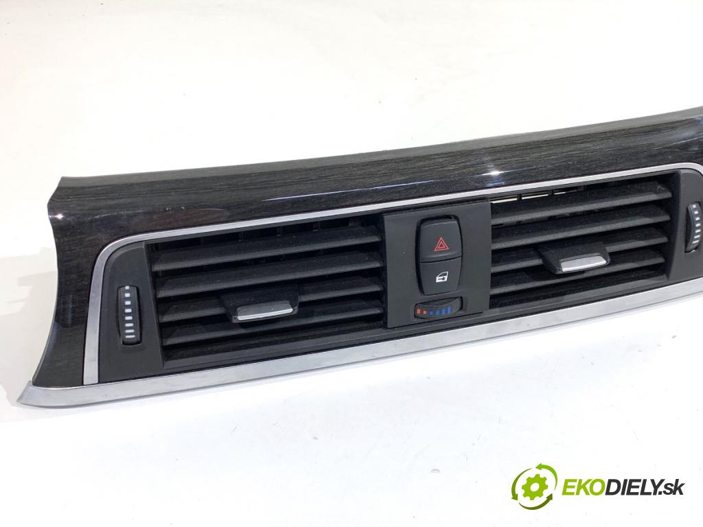 BMW F30 sedan 2016 140 kW 320 d xDrive 1995 Mriežky kúrenia predný 9347436